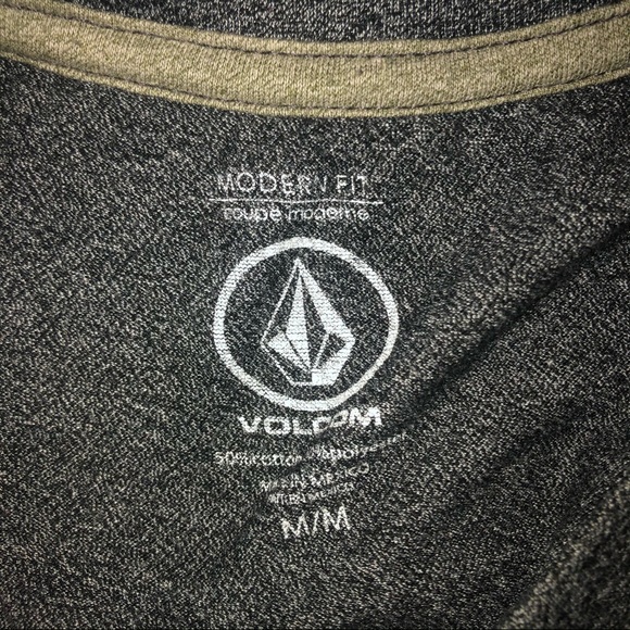 Volcom Tee - Picture 4 of 4